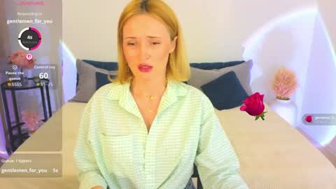 alisssarose online show from 06-12-26, 09:03