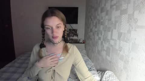 Snapshot of alistrisx chatting on 10-05-25, 02:59 AlisTrisx online show from 10-05-25, 02:59