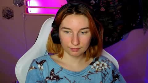 Snapshot of alisun_ chatting on 09-19-25, 09:04 A L I C E online show from 09-19-25, 09:04