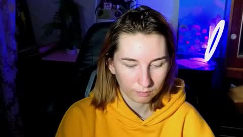 Snapshot of alisun_ chatting on 10-17-25, 03:36 A L I C E online show from 10-17-25, 03:36