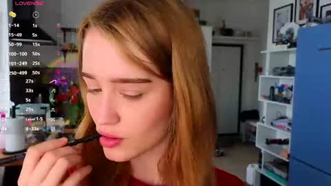 Alivia    online show from 07-13-26, 09:01