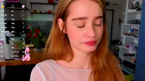 Alivia    online show from 07-21-26, 09:11
