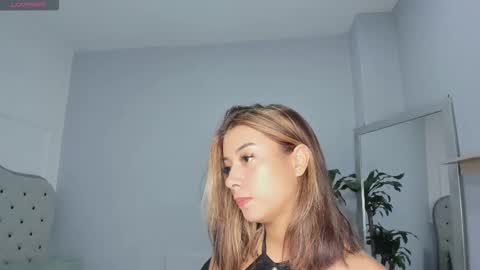 Snapshot of alix_18 chatting on 09-26-25, 11:25 alix_18 online show from 09-26-25, 11:25