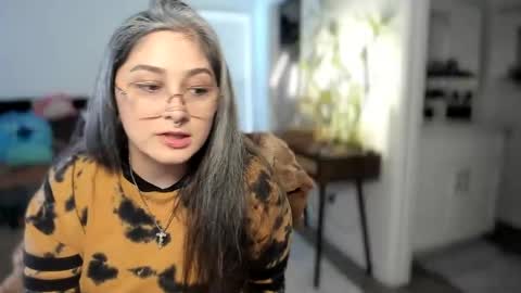 alix_valentine online show from 11-19-25, 05:46