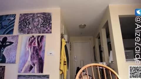 Alize Zaide online show from 10-25-25, 08:03