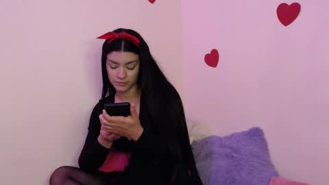 Lola online show from 02-16-25, 06:21