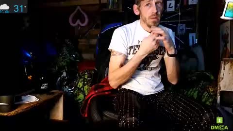 Snapshot of allan_arod chatting on 02-15-25, 11:28 Allan arod online show from 02-15-25, 11:28