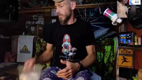 Snapshot of allan_arod chatting on 10-12-25, 09:52 Allan arod online show from 10-12-25, 09:52