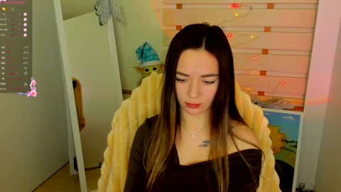 Snapshot of allana_dream chatting on 12-24-24, 11:28 Allana online show from 12-24-24, 11:28