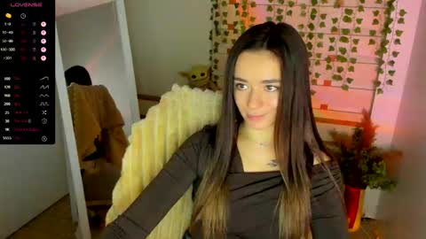 Snapshot of allana_dream chatting on 09-28-25, 07:03 Allana online show from 09-28-25, 07:03