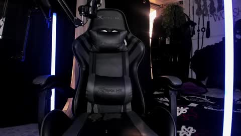   online show from 12-15-24, 04:04