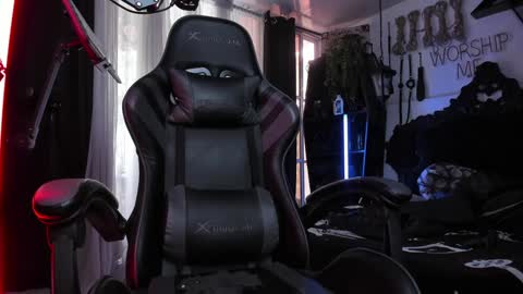   online show from 01-21-25, 06:23