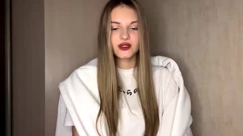 Emily online show from 01-07-26, 08:06