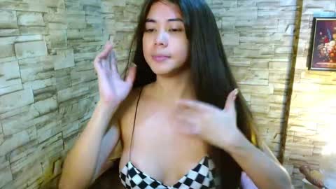Lavinia  online show from 04-29-26, 05:30