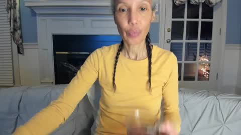 wishlist on bio online show from 01-19-25, 10:49