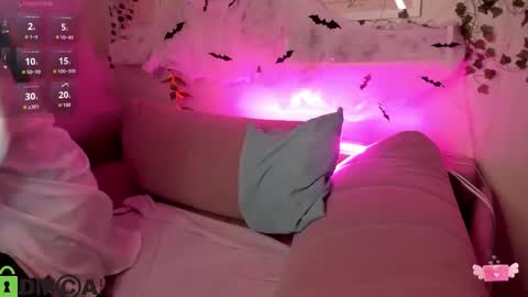 alli_aster online show from 10-30-25, 03:52