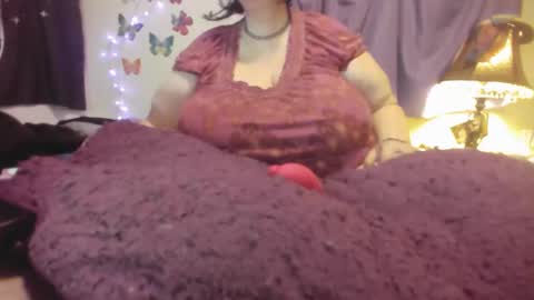 Alli Kat online show from 01-26-25, 11:39