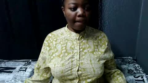 Snapshot of allibabexx chatting on 06-16-26, 09:34 allibabexx online show from 06-16-26, 09:34