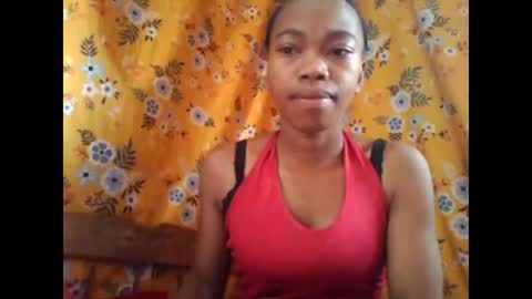 Snapshot of alliciax632770 chatting on 11-25-25, 07:19 alliciax632770 online show from 11-25-25, 07:19