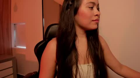 A L L I E online show from 05-27-26, 08:06