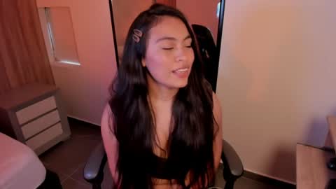 A L L I E online show from 06-10-26, 08:19