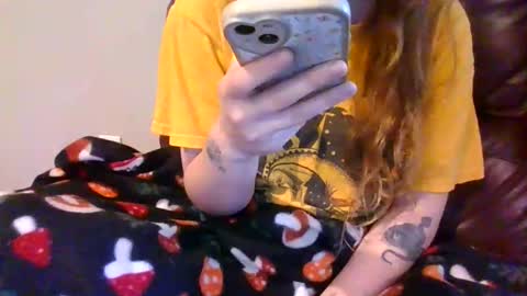alliebearx online show from 01-07-26, 05:04