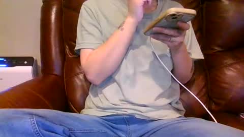 alliebearx online show from 03-17-26, 03:11