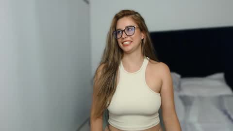 allieemod online show from 02-06-25, 05:46