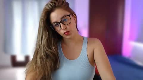 allieemod online show from 02-10-25, 08:00