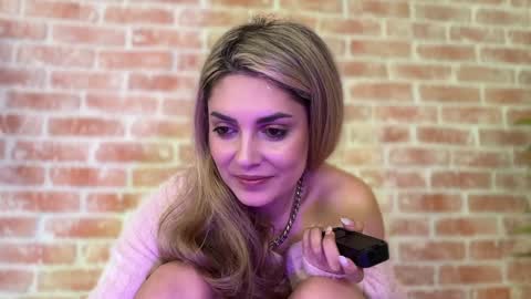 Allie online show from 12-11-24, 12:34