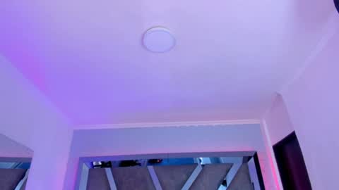 Snapshot of allijadid chatting on 12-31-24, 11:09 online show from 12-31-24, 11:09