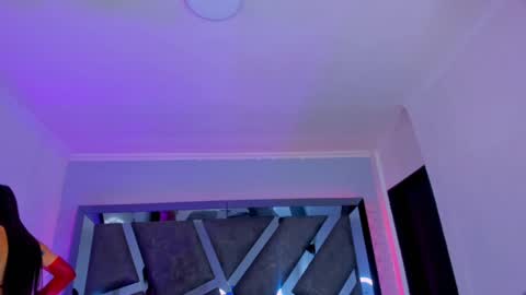 Snapshot of allijadid chatting on 01-18-25, 10:49 online show from 01-18-25, 10:49