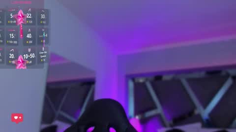 Snapshot of allijadid chatting on 10-09-25, 10:24 online show from 10-09-25, 10:24