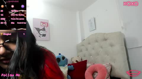 Snapshot of allison_18_ chatting on 01-19-25, 09:23 Nana online show from 01-19-25, 09:23