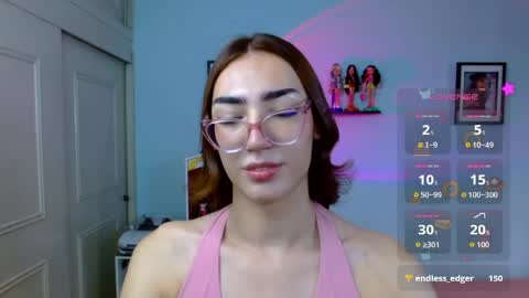 Snapshot of allisonblossom chatting on 06-05-26, 07:19 online show from 06-05-26, 07:19
