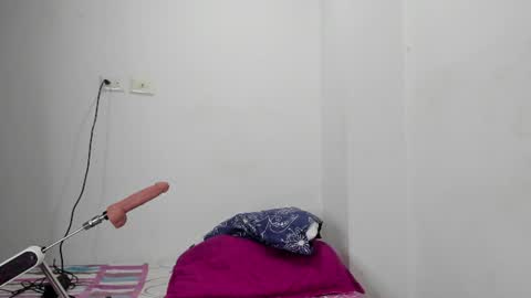 AllisonJustin online show from 08-05-26, 04:04
