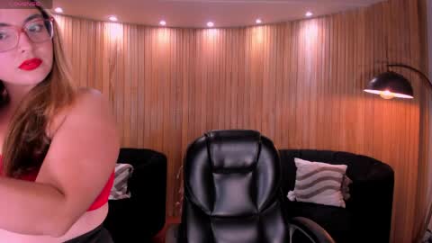 Allison Rogers online show from 04-05-26, 03:36