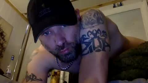 Snapshot of allitrunnin chatting on 12-01-25, 05:07 allitrunnin online show from 12-01-25, 05:07