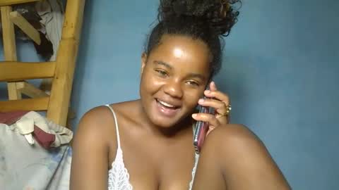 allizida01 online show from 11-25-25, 04:07