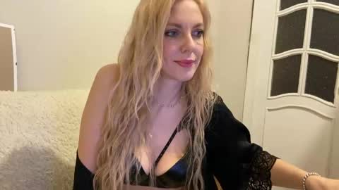Nika online show from 05-30-26, 05:10