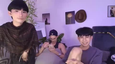 kim and josh online show from 04-18-26, 07:51