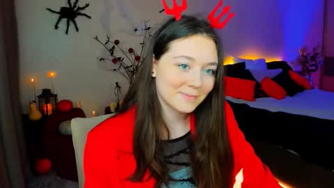 alluringeyess online show from 10-29-25, 05:36