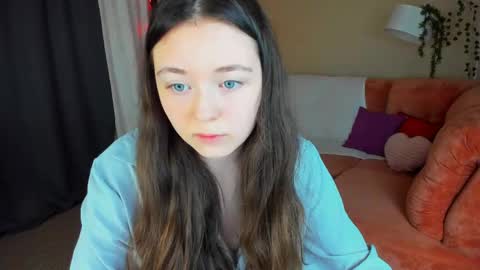 alluringeyess online show from 05-20-26, 04:24