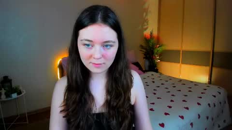 alluringeyess online show from 06-11-26, 05:55