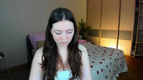 alluringeyess online show from 06-24-26, 04:50