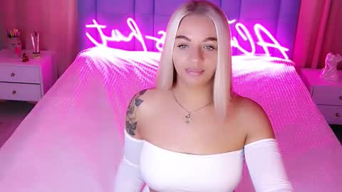 AlwaysHot online show from 10-03-25, 02:19