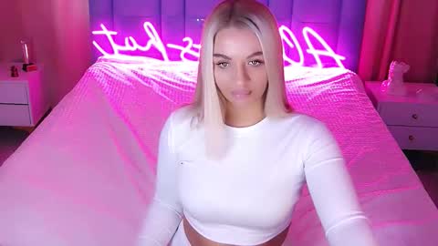 AlwaysHot online show from 10-25-25, 02:19