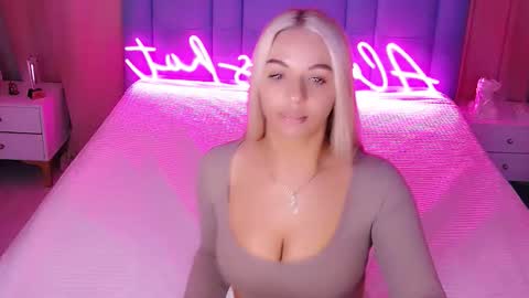 AlwaysHot online show from 11-30-25, 02:37