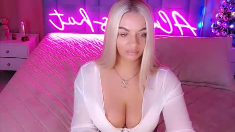 AlwaysHot online show from 12-23-25, 02:09