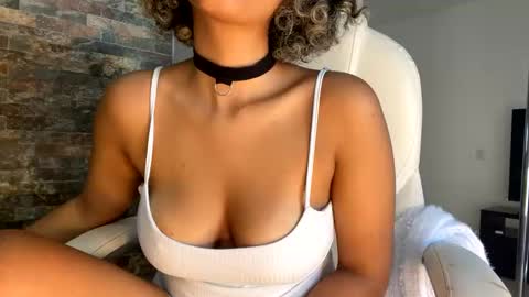 ally_summer online show from 12-09-24, 04:37